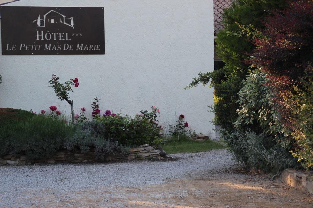 Hôtel Le Petit Mas De Marie à La Tour-dʼAigues Extérieur photo