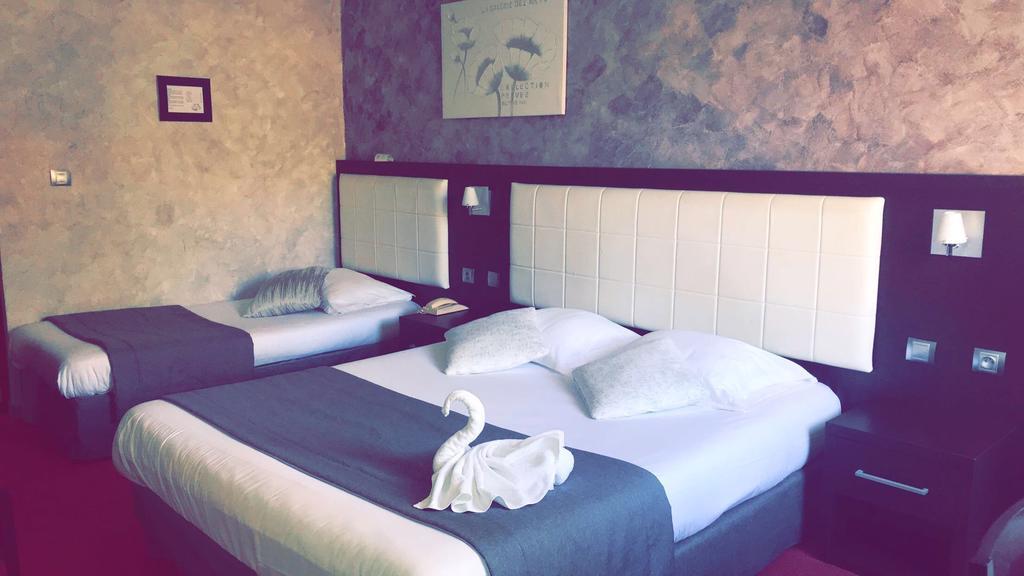 Hôtel Le Petit Mas De Marie à La Tour-dʼAigues Extérieur photo