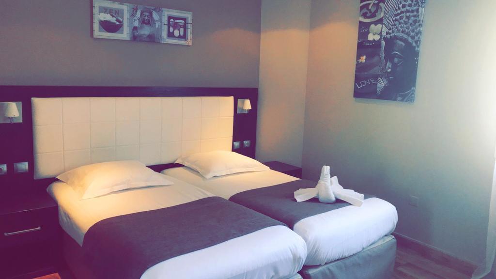 Hôtel Le Petit Mas De Marie à La Tour-dʼAigues Extérieur photo