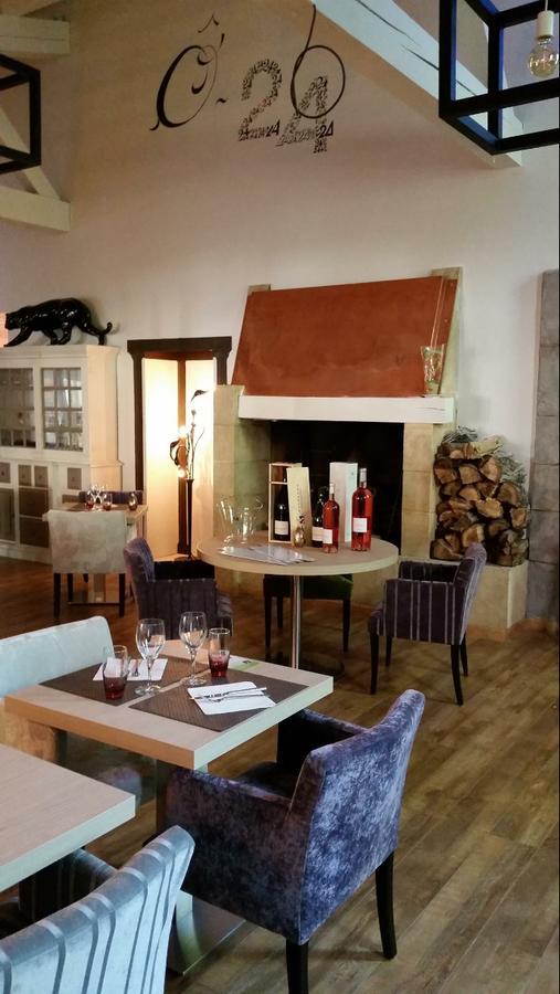 Hôtel Le Petit Mas De Marie à La Tour-dʼAigues Extérieur photo