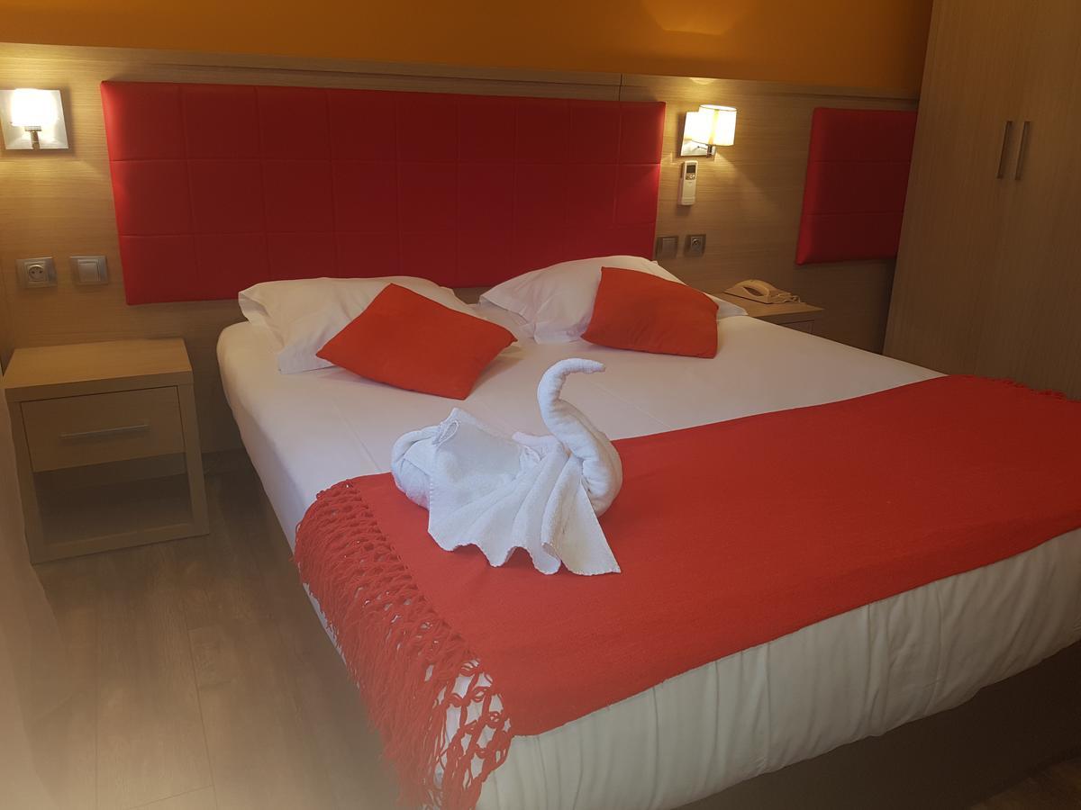 Hôtel Le Petit Mas De Marie à La Tour-dʼAigues Extérieur photo